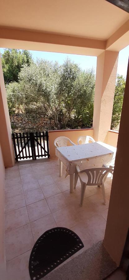 Trinità dʼAgultu Casa Vacanza Costa Rossa Vista Mare מראה חיצוני תמונה
