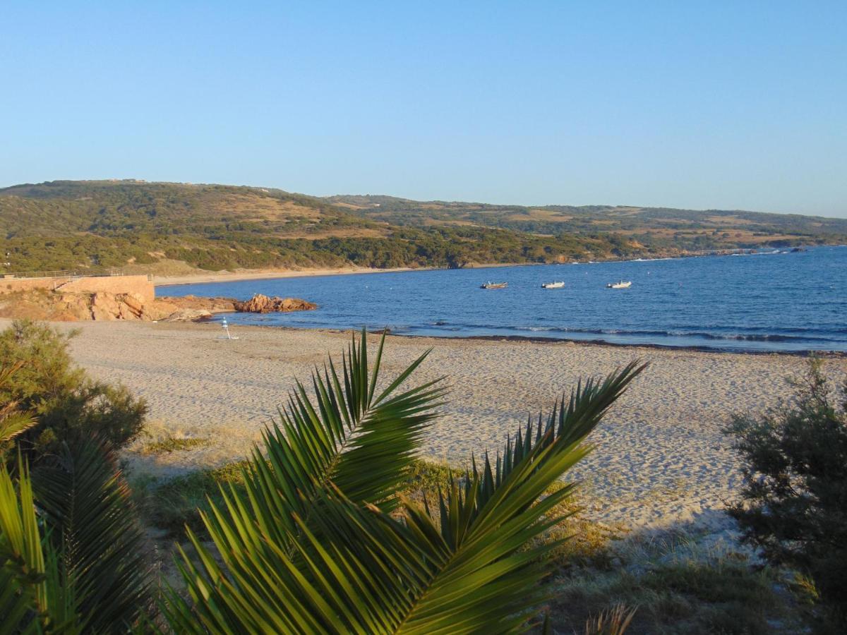 Trinità dʼAgultu Casa Vacanza Costa Rossa Vista Mare מראה חיצוני תמונה